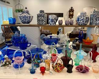 VINTAGE WEDDING BASKET COLLECTION INCLUDING FENTON, HEISEY, WESTMORELAND, IMPERIAL & URANIUM-AMAZING COLLECTION! ANCHOR HOCKING BLUE MIXING BOWLS