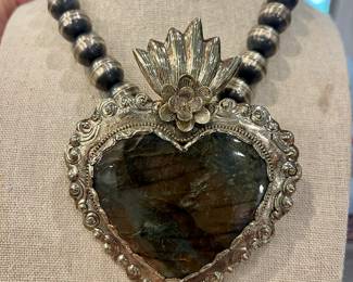 RICHARD SCHMIDT LABRADORITE HEART NECKLACE ON NAVAJO PEARLS-STUNNING!