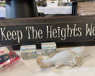 KEEP THE HEIGHTS WEIRD SIGN