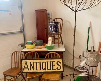 ANTIQUE ENAMEL & WOOD TABLE, PYREX PRIMARY COLORS NESTING BOWLS, ANTIQUE GRAY GRANITE OVAL BUTTER CARRIER, WOOD CHILDREN’S CHAIRS, NARROW WOODEN VINTAGE CABINET, INDOOR/OUTDOOR SCULPTURE TREE