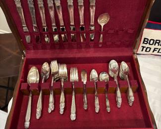DANISH PRINCESS HOLMES EDWARDS SILVER PLATE FLATWARE SET