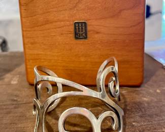 JAMES AVERY STERLING SILVER RETIRED CASCADE CUFF