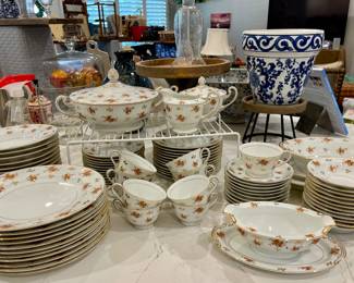 “DULCY” CHINA SET BY NORITAKE