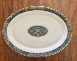 Royal Doulton Carlyle Pattern Platter
Dimensions: Platter 16.5”w x 12.5”d