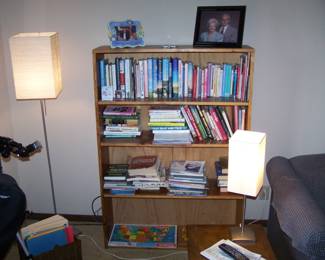 LAMPS, BOOKSHELF & MORE BOOKS