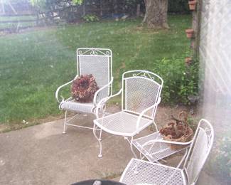 WIRE-MESH PATIO CHAIRS