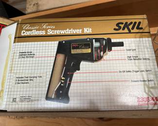 Skil cordless screwdriver kit