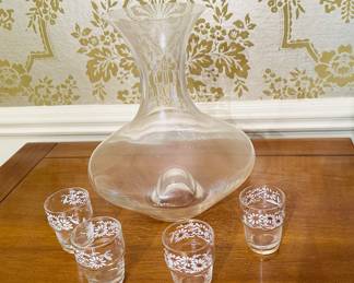 Set of 4 Daisy shot glasses, vintage Barware