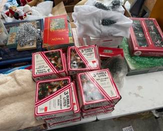 Bubble Lite replacement lamps. https://modestlambestatesales.hibid.com/