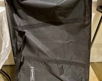 cornhole game like new