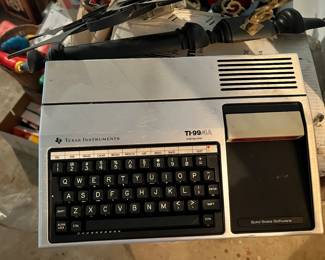 Texas Instruments TI-99 Computer 
