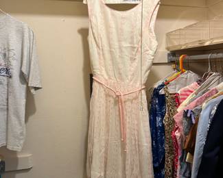 Vintage Women’s Clothes