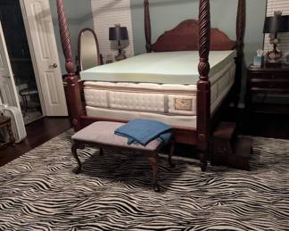 4 Poster Bed