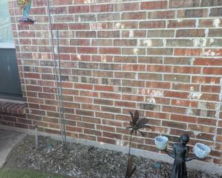 Yard decor, Hummingbird feeder
