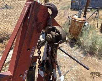 2548  Arcan 4000Lb Heavy Duty Mobile Crane 