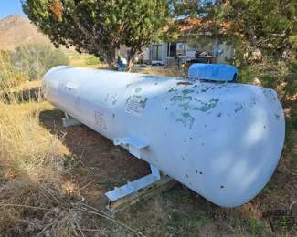 299 1,150 Gallon Propane Tank