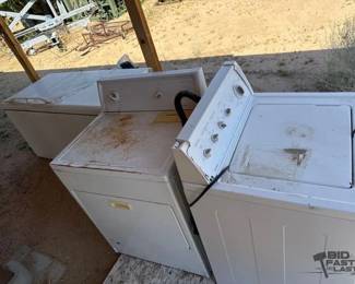 2810  Kenmore Washer, Dryer and Fridge 