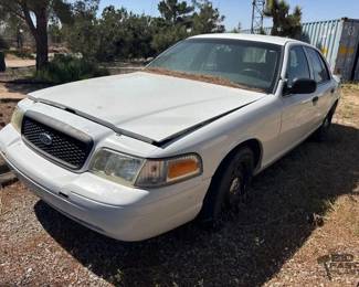 105 2011 Ford Crown Victoria