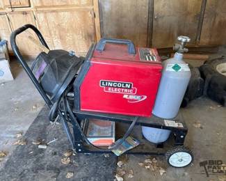 1538  Lincoln Electric Welder, Welding Mask  Accessories 