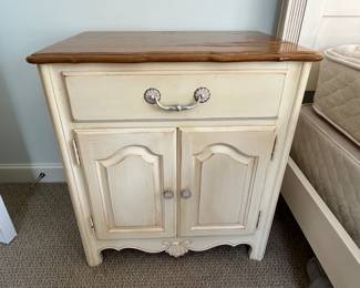 Ethan Allen nightstand 26"W x 17"D x 27"H (as is)