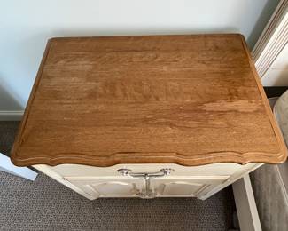 Ethan Allen nightstand 26"W x 17"D x 27"H - (as is)