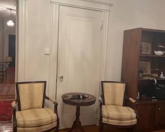 Pr. Chairs front Hall