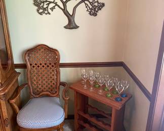 Wine Rack, Artwork & Glassware