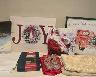 Miscellaneous Christmas Decor