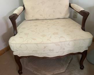 Nice Martha Washington Chair