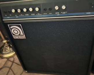 Ampeg SVT-70 Amp