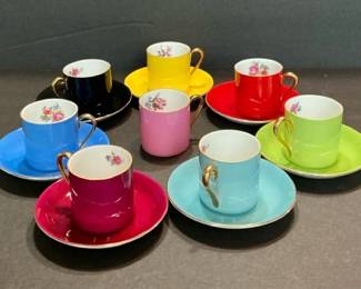 15 Pc Victoria Czechoslavakian Demitasse Cups And Saucers