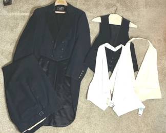 Mens tailcoat tux