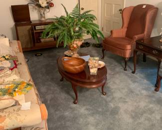 Living Room sofa & chairs