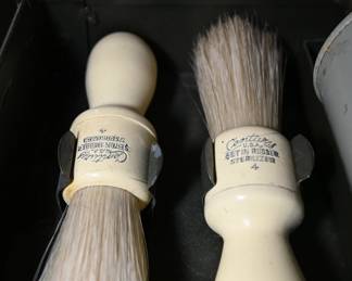 Incl shave brushes