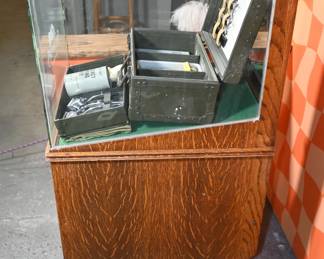 Sheaffer's Pens Pencils Oak Display Case