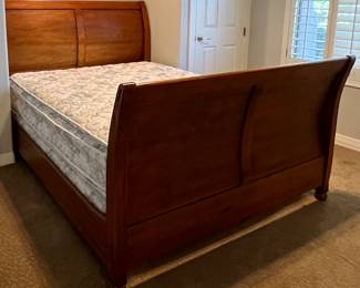 Queen Sleigh Bed, Mattress/BS