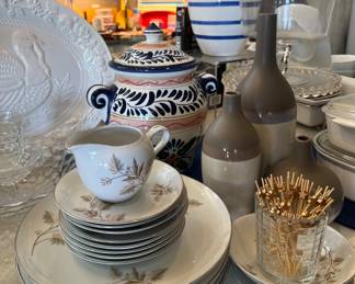 Royal Court Fine China Shelley made in Japan