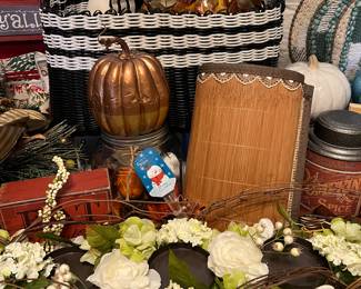 Thanksgiving Decor