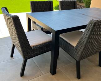 All Weather Wicker Patio Table w 6 Chairs and Seat Cushions