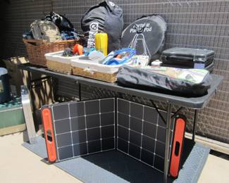 Jackary Solar Saga 100 Panels ( two, new in box)