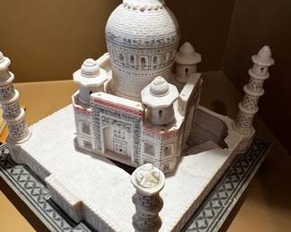 Palace sculpture