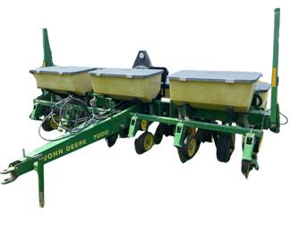 JOHN DEERE 7200 6- 30" Row Planter Vacuum Dry Fertilizer Ser# A07200E205692