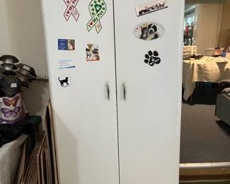 Metal storage cabinet