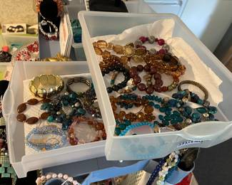 Lots of jewelry