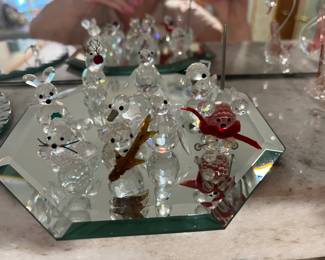 Small critters-sunny, bird, squirrel, bear, mouse, and more.