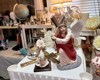 Religious figures 