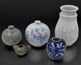 Lot Of 5 Assorted Chinese Vases / Vessels, Four Marked