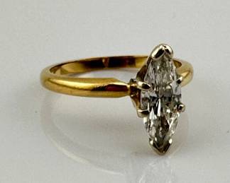 14kt marquise diamond ring; approx. 1 ctw