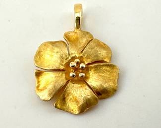14kt pendant