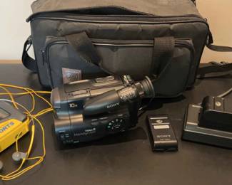 Vintage Sony Video8 Handycam CCDTR31 w Sony Sports Walkman